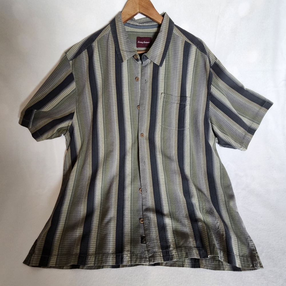 Tommy bahama 100% silk short sleeve button up shirt casual
